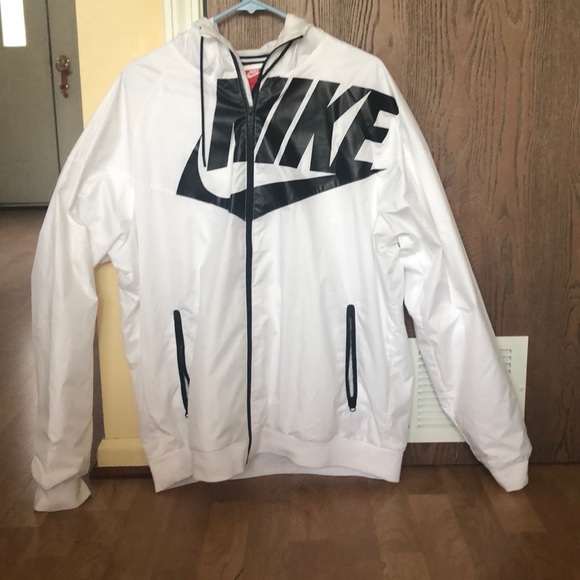 all white nike windrunner